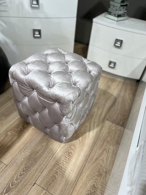 CUBE TUFTED FABRIC FOOTSTOOL - Image 4