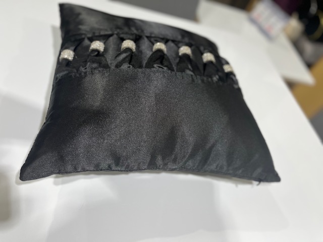 Cushion - Crystal with silk effect stock 2 Black - Image 2