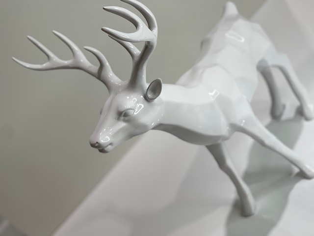 Deer - White - Image 3