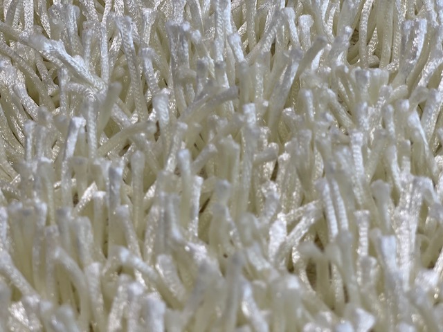 Shaggy Rug - 36'' x 60'' Polyester White - Image 2