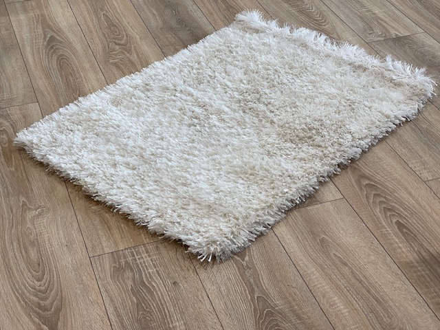 Shaggy Rug - 24'' x 36'' Polyester & Fine Polyester - White