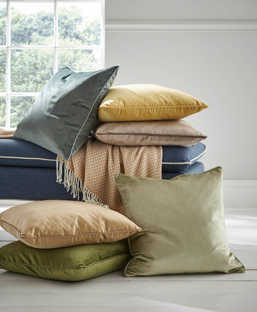 Cushion - 8 - Image 2
