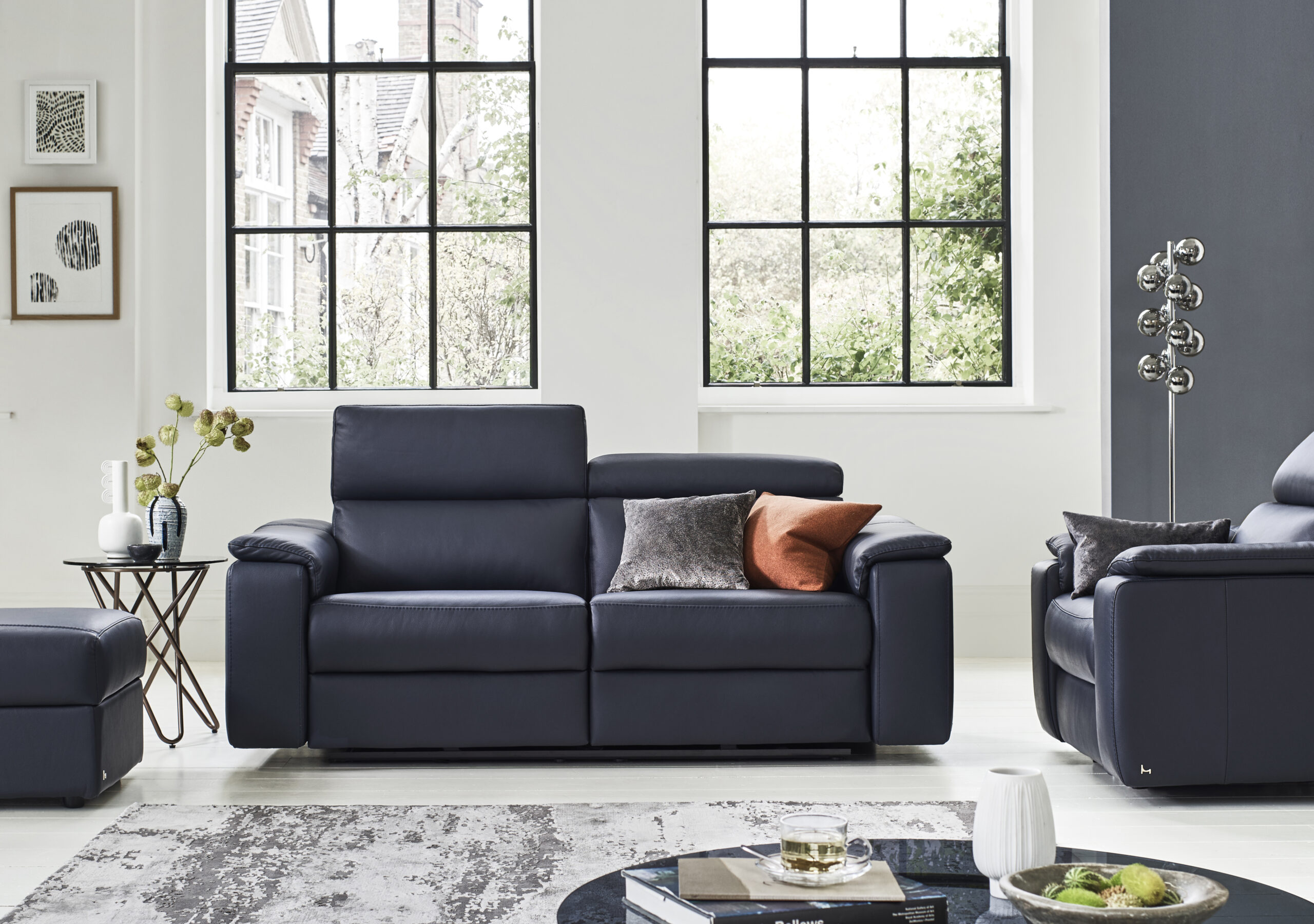 Seattle - Love Seat - Power - Image 9