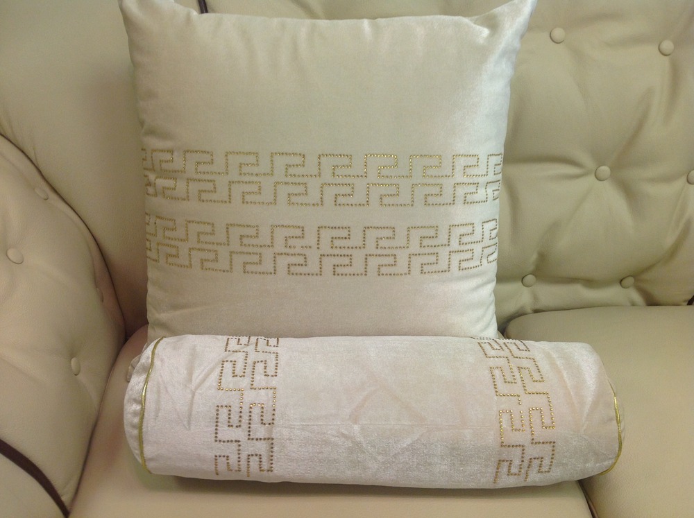 Cushion - Velvet stock 5 Grey & crystal - Image 4